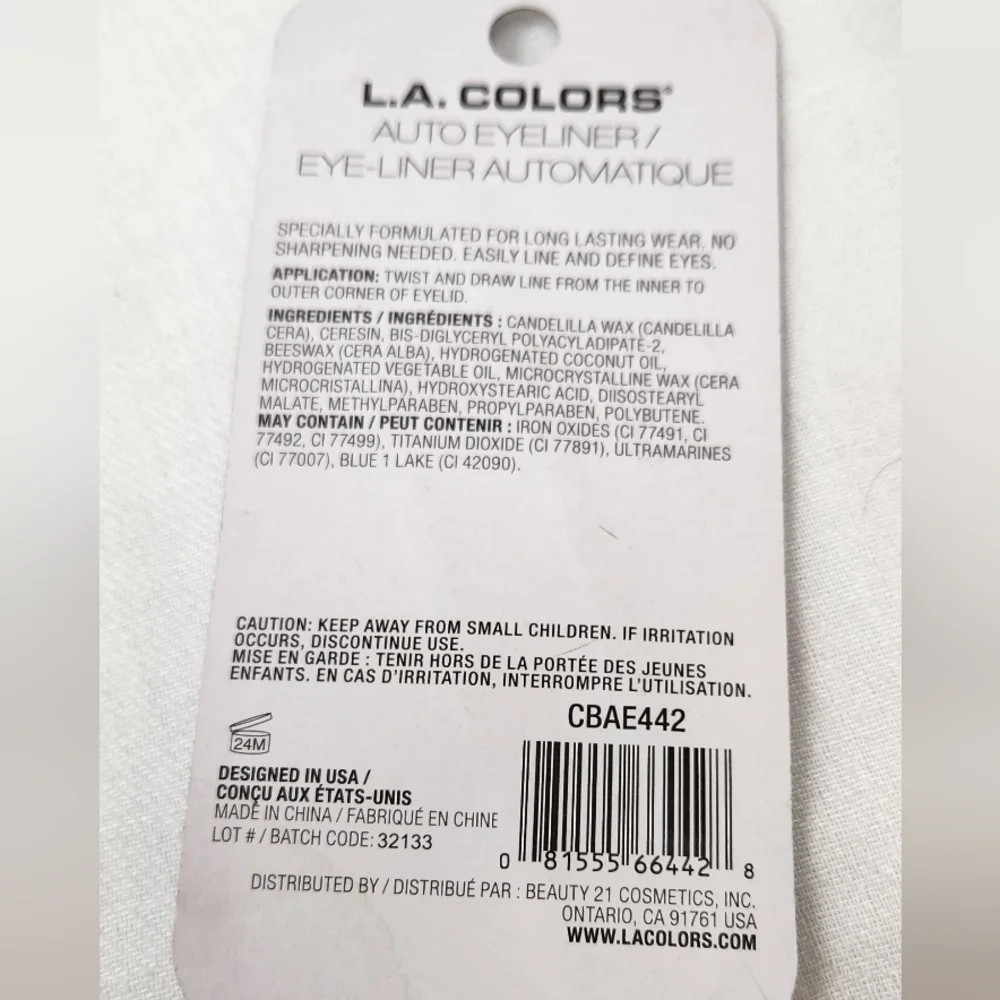 L.A. Colors Navy CBAE 442 Smudge Proof Auto Eye Liner.
